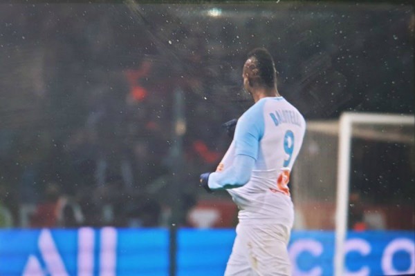 Balotelli.jpg (52.09 Kio) Vu 415 fois Balotelli.jpg