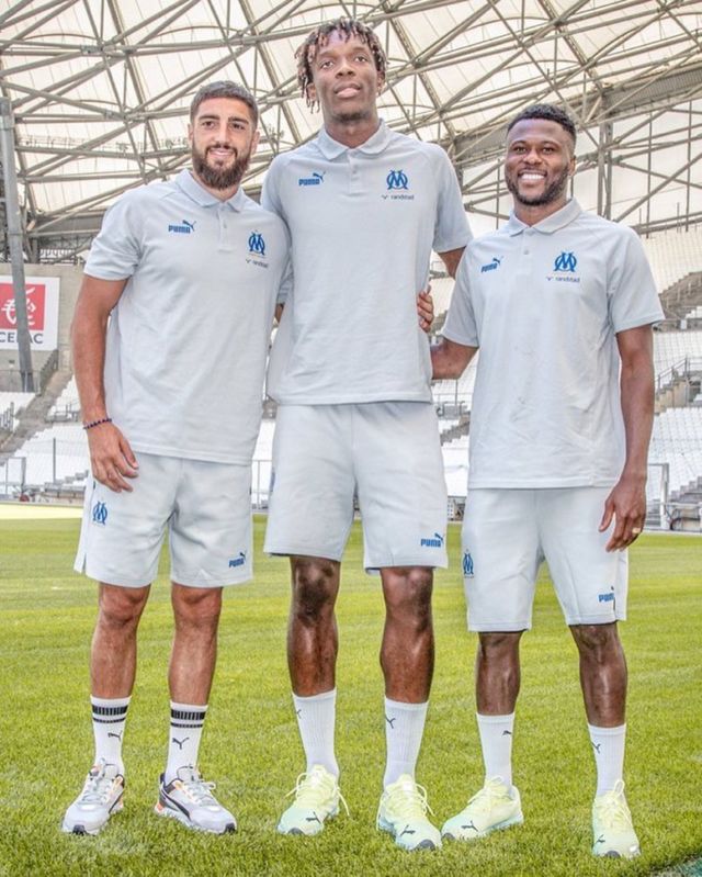 Nos 3 nouveaux défenseurs 🔵⚪️ #teamom #mercatom