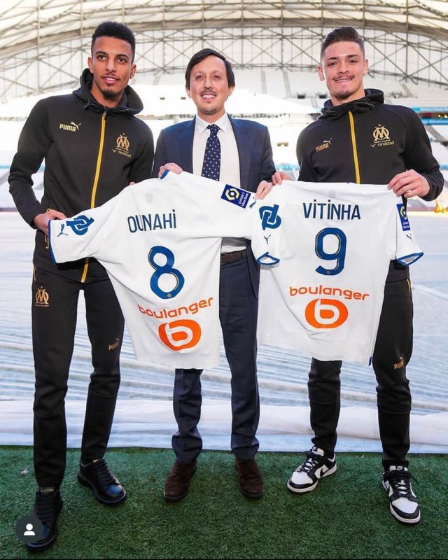 Nos nouvelles recrues 🔵⚪️ #teamom #mercatom